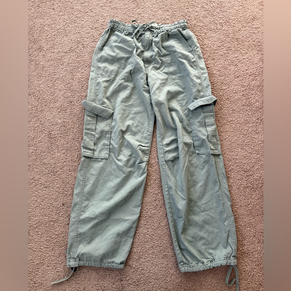 Abercrombie & Fitch Light Green Cargo Pants